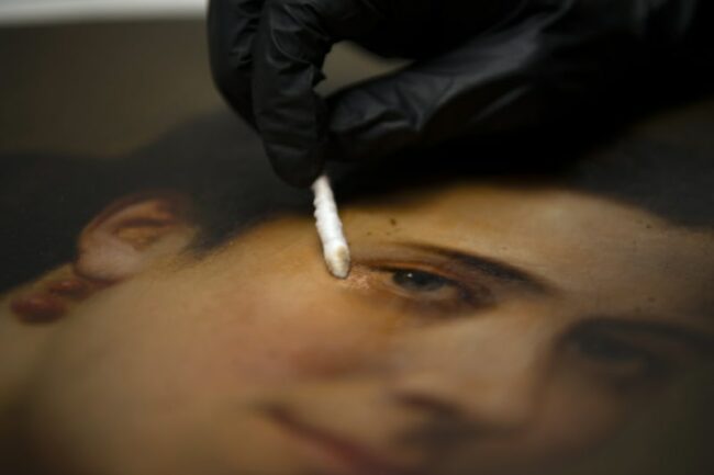 allegement-vernis-tableau-portrait-atelier-alice-le-bohec